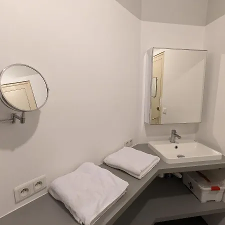 Appartement Hyper Centre Sur Yon - Spacieux Et Lumineux